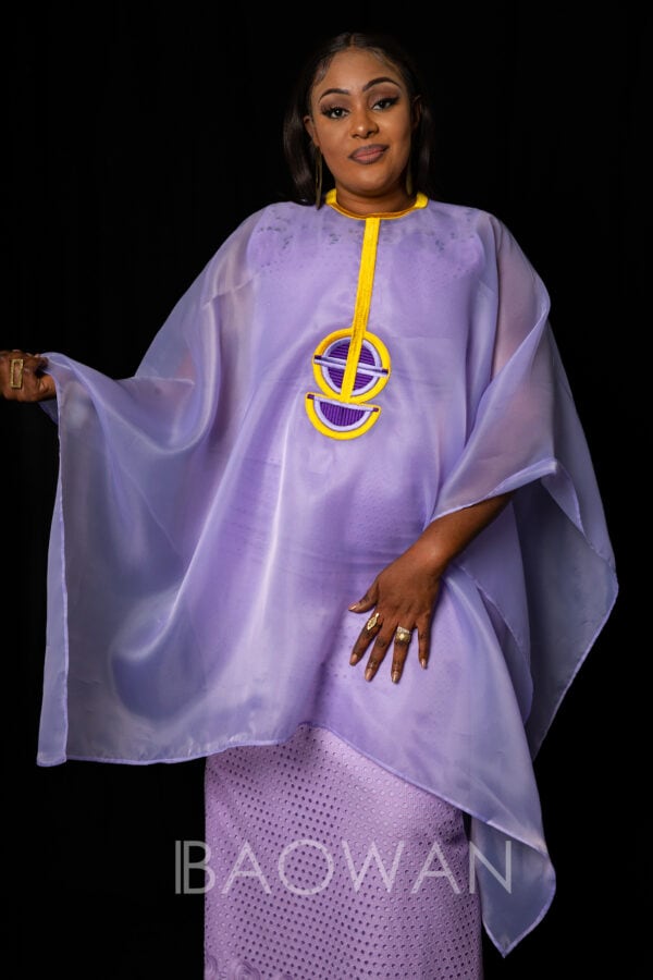 Cape Japan Moon et robe en dentelle (Violet) – Image 3